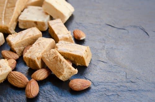 Turrón de almendras