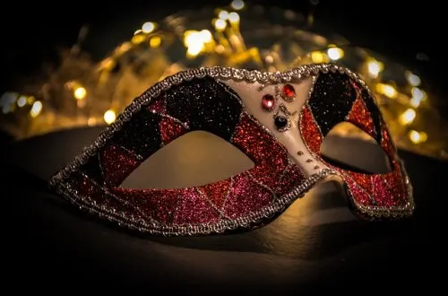 Decoraciones para quince años con antifaces