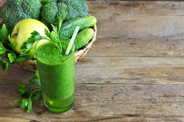 Batido verde para bajar de peso: ¿es útil?