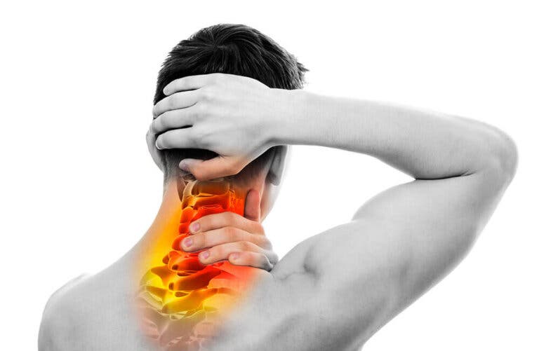 Fortalece las cervicales con esta efectiva rutina de ejercicios