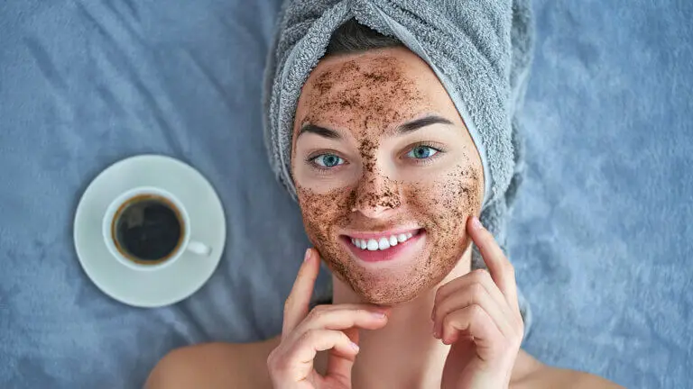 9 exfoliantes caseros y naturales para eliminar los puntos negros