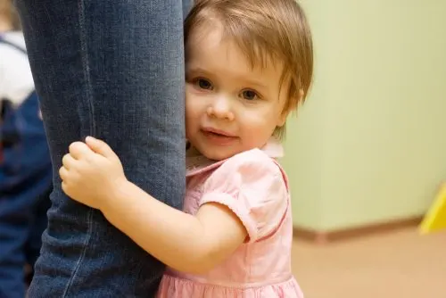 Niña tímida