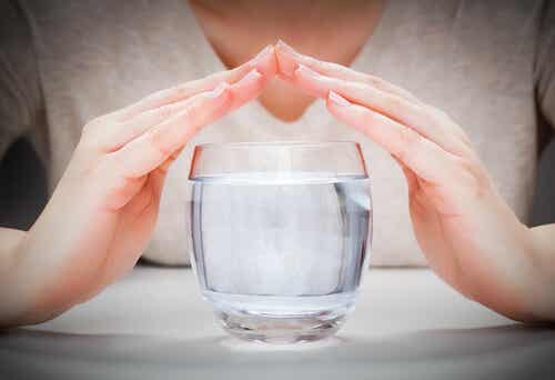 La terapia del agua para bajar de peso te sorprenderá por sus innumerables beneficios.