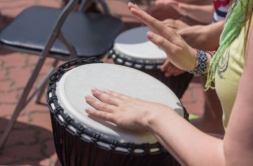 Beneficios de tocar un instrumento musical.
