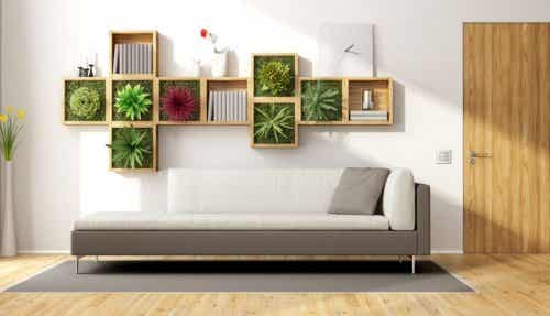 Salón con plantas en la pared: decoración ecológica