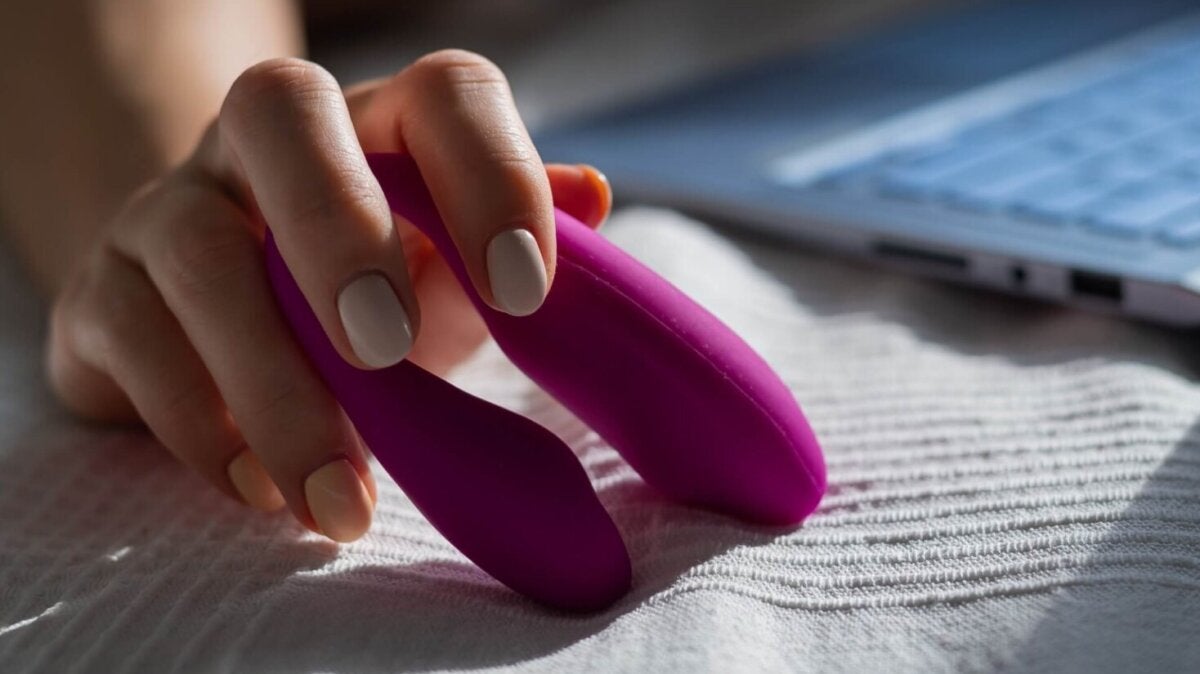 por que es malo masturbase La masturbación, también llamada autoerotización, es una forma de explorar  tu sexualidad y conocer a fondo lo que te gusta en el ámbito sexual.  Conócete, experimenta y deja a un lado los
