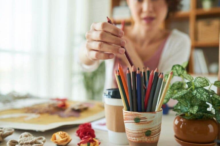 Haz y decora tus propios portalápices