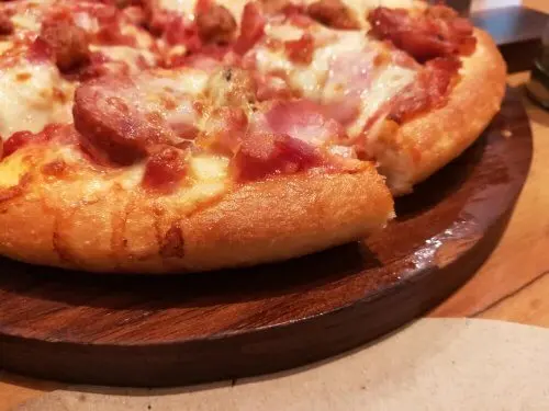 Varias recetas para la pizza de longaniza