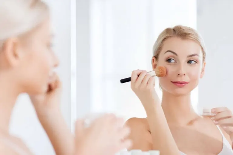 ¿Cómo preparar polvos faciales en casa?