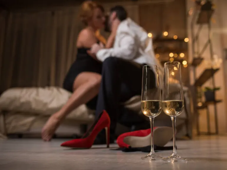 10 lugares más comunes donde se practica el sexo y no son en casa