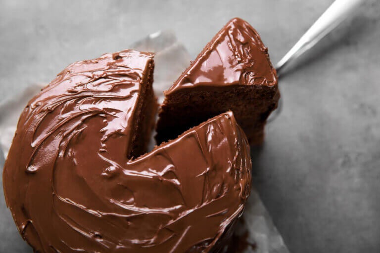 2 recetas para preparar torta de chocolate