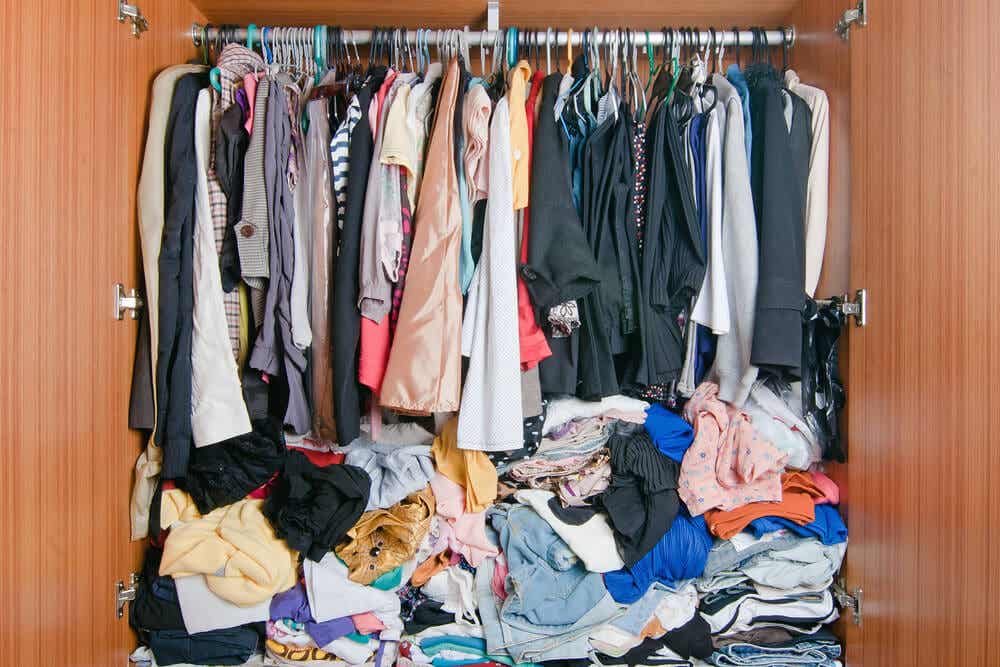 La ropa desorganizada puede acabar por cansarnos.