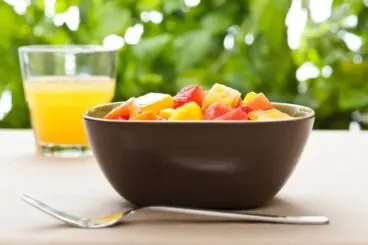 Desintoxica tu cuerpo con esta dieta depurativa de papaya y piña