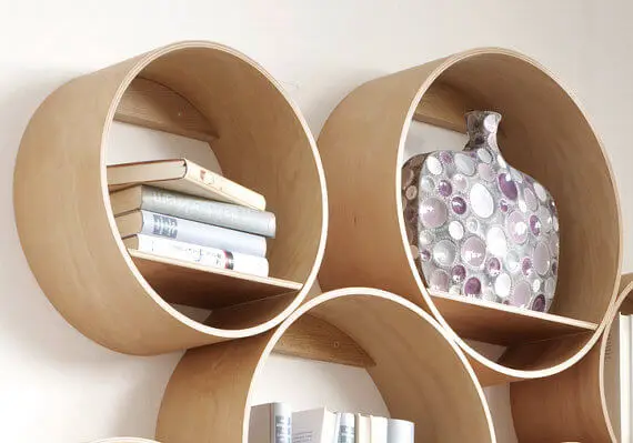 Estanterías redondas para la habitación.
