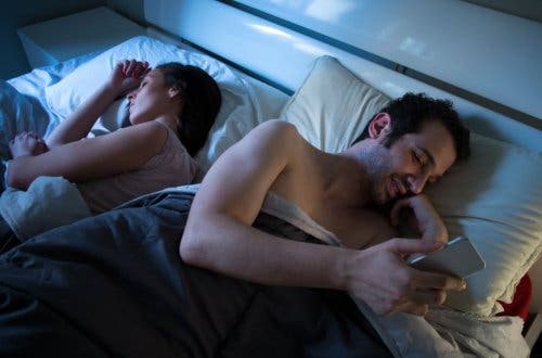 Infidelidad-emocional-en-parejas-infelices