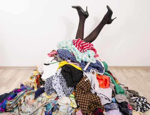 Es necesario saber ordenar y guardar tu ropa de tu armario.