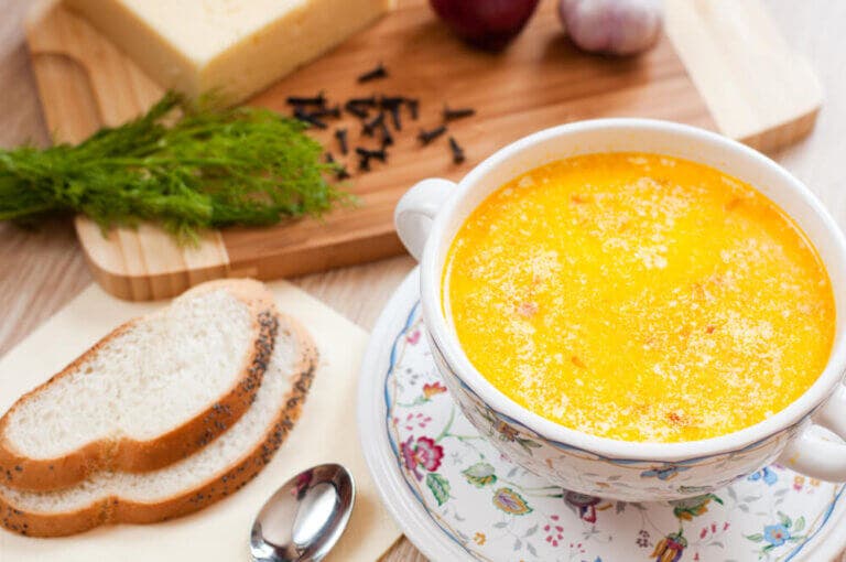 Receta de sopa española, un plato sabroso