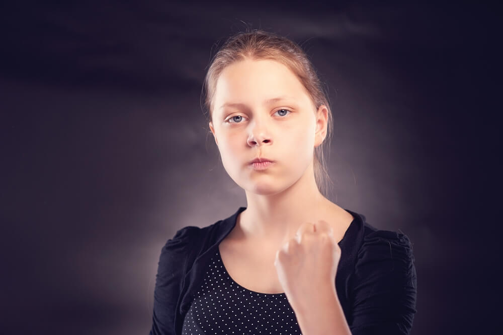 Enfants qui intimident.