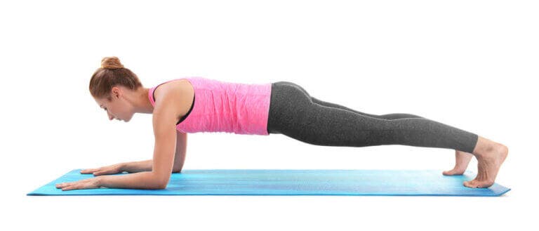 ¿Con qué frecuencia debo practicar yoga para perder peso?