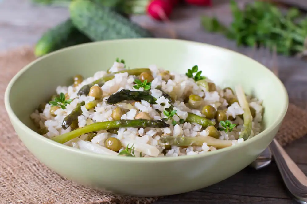 Arroz con verduras y chía.