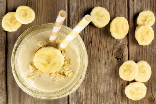 4 batidos con leche de avena para calmar el hambre
