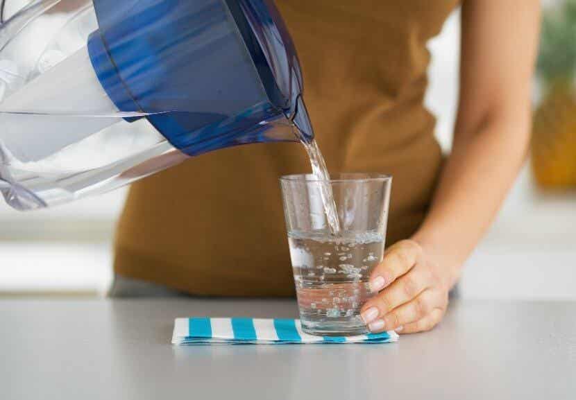 Beber agua para adelgazar