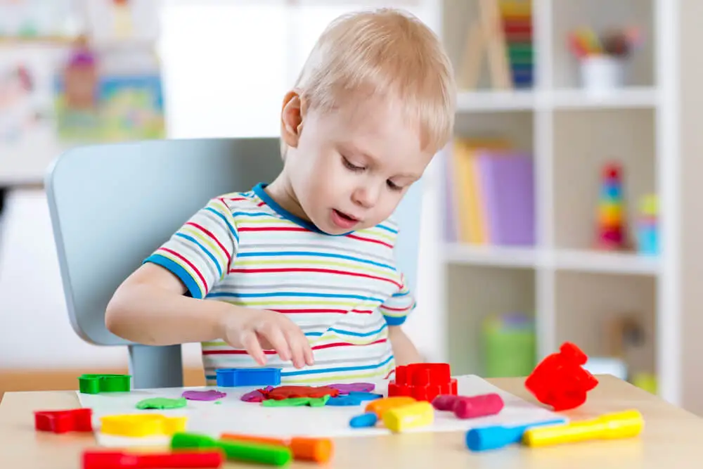 Beneficios de la plastilina para los niños