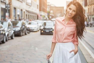 ¿Cómo vestirte si tienes poca cintura?