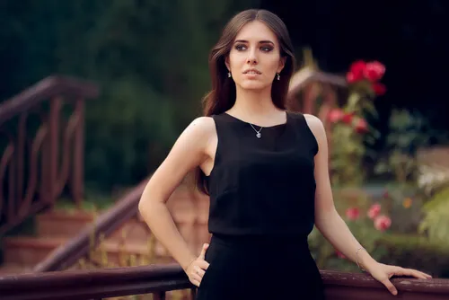 Si tienes poca cintura, debes saber cómo vestirte para que la ropa te favorezca más.
