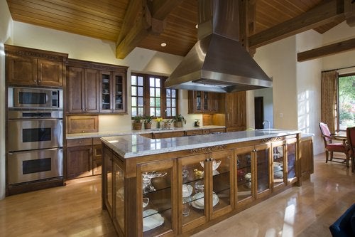 ¿Cómo decorar la cocina para darle un toque clásico?