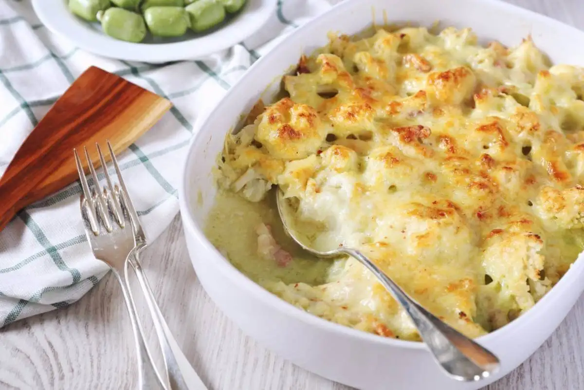 Cómo preparar coliflor con bechamel