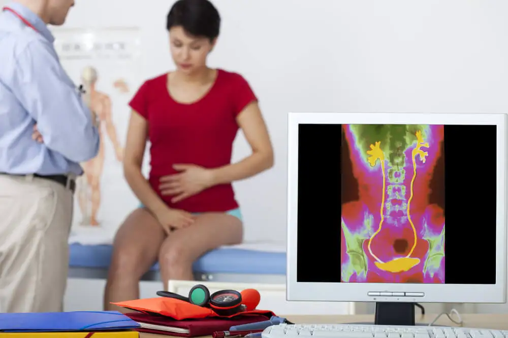Mujer con pielonefritis