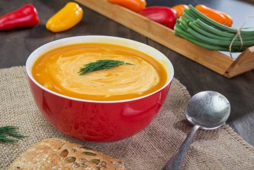 Crema de calabaza al eneldo: deliciosa receta vegana
