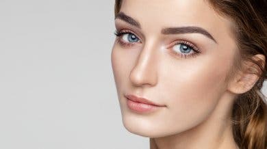 Descubre estas 4 maneras de depilar las cejas