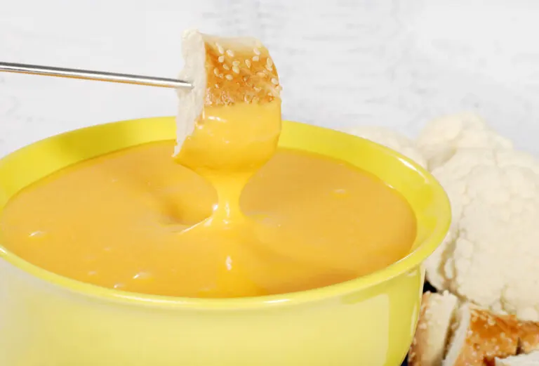 Delicioso dip de queso y especias para preparar en casa