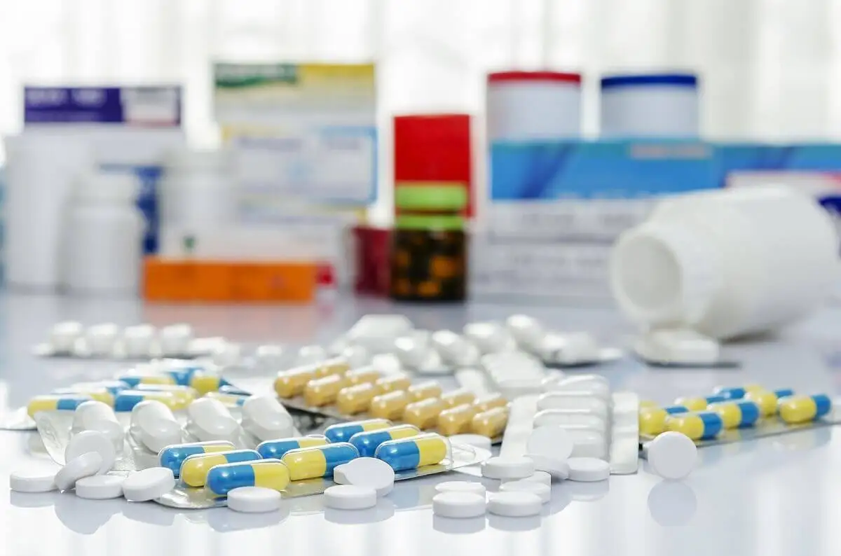 Medicamento: aprende a diferenciar el nombre comercial del principio activo.