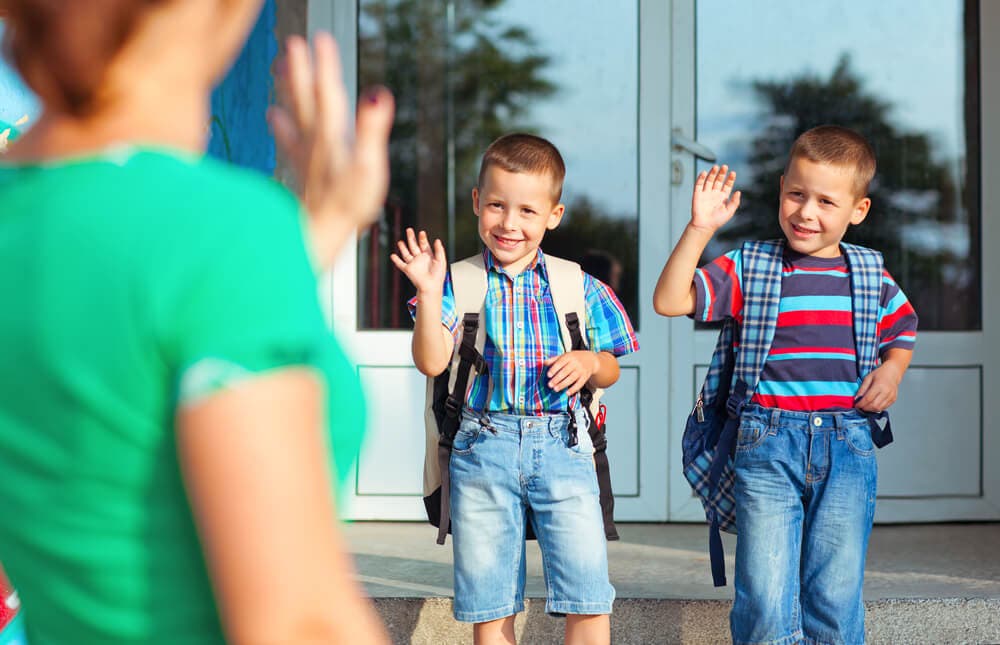 Niños con buenos modales