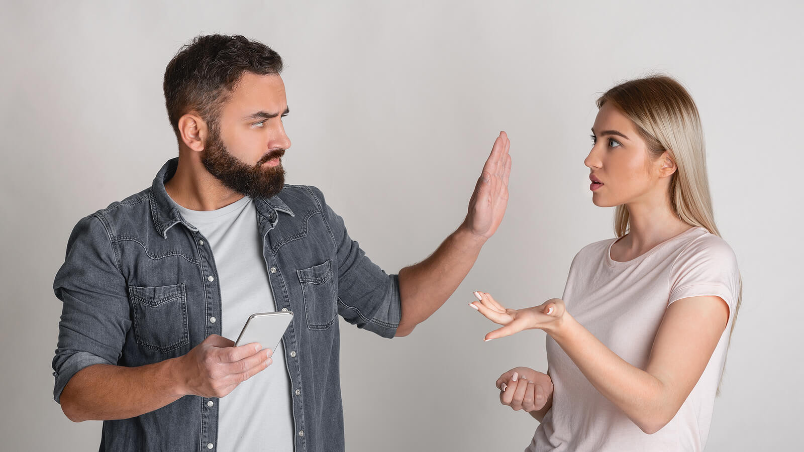 Mi pareja no se fía de mi: ¿Qué puedo hacer para revertirlo?