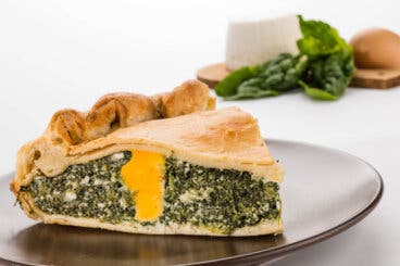 Aprende a preparar una saludable tarta de espinaca y acelga