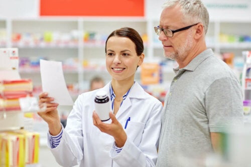 Medicamento: aprende a diferenciar el nombre comercial del principio activo