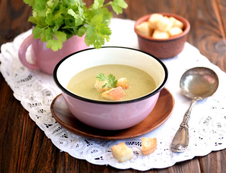 4 sopas detox que te gustará probar