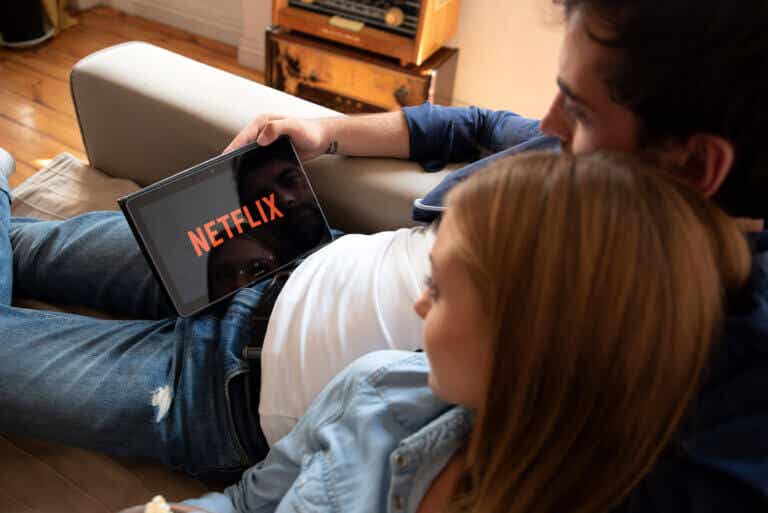 7 series de Netflix para verlas junto con tu pareja