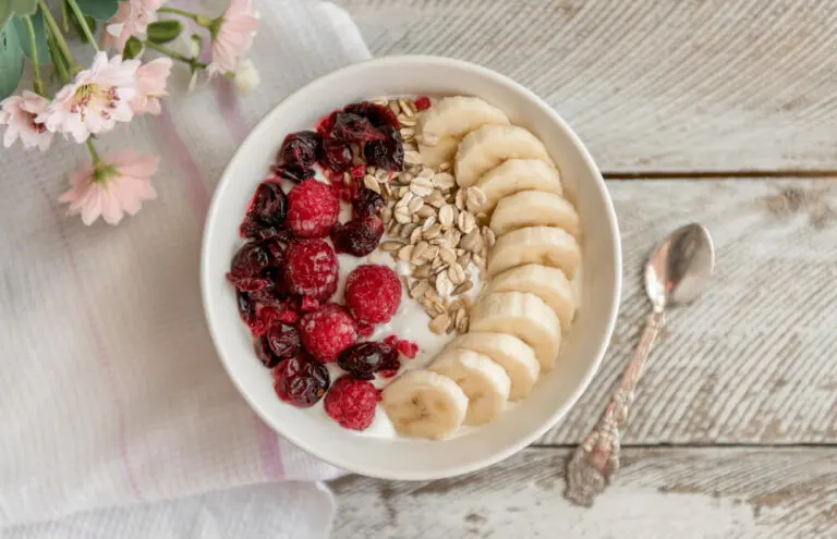Yogurt desnatado, ventajas de consumirlo en la dieta