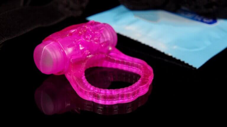 Anillo para el pene: ¿cómo usarlo correctamente?