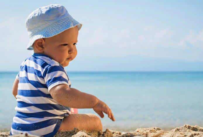 Bebé en la playa