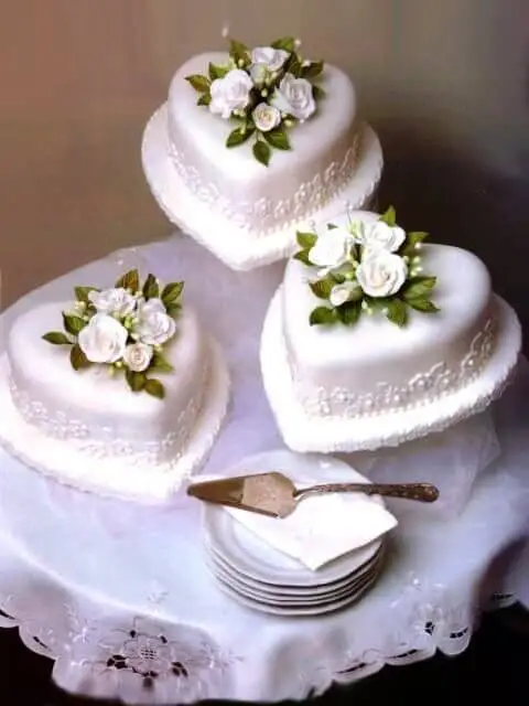 La-tarta-de-boda-es-un-elemento-fundamental-en-estas-ceremonias