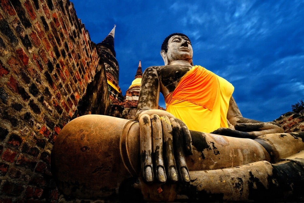 Karma-Gesetze - Eine Buddha-Statue