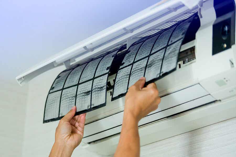 remove bad odors from air conditioners