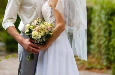 Cómo hacer un ramo de novia