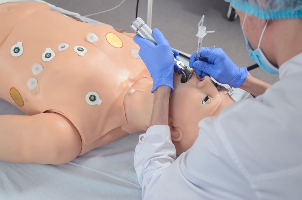 Intubación en muñeco RCP